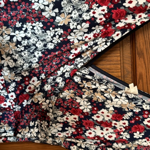 Kaleigh Amandine Knit Dress. Poly/Spandex. Cropped sleeves. Elastic waist. - Picture 4 of 5